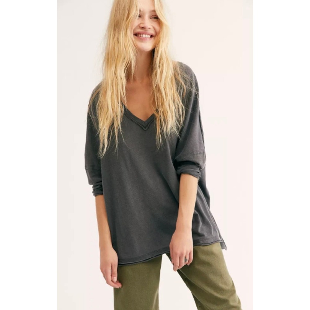 NWT Free People We The Free Oversized V-Neck Long Sleeve Tee Washed Black Small